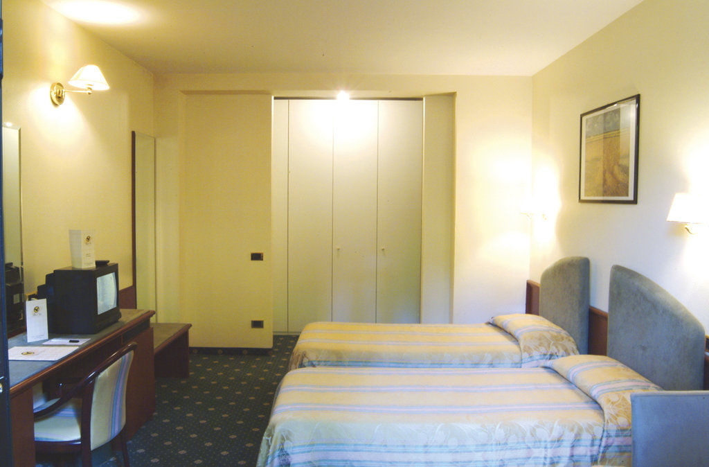 Hotel Falco D'Oro Tole Pokoj fotografie
